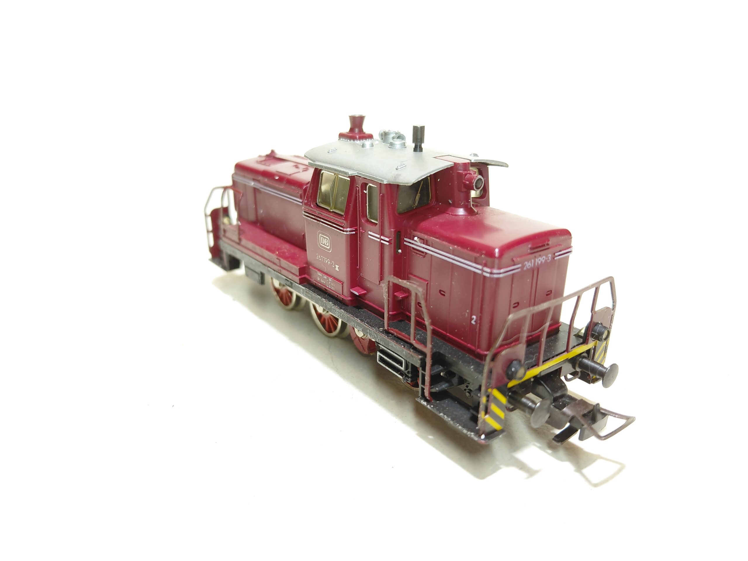 Locomotora diésel BR 261 199-3 DB Fleischmann 4225 - Imagen 2