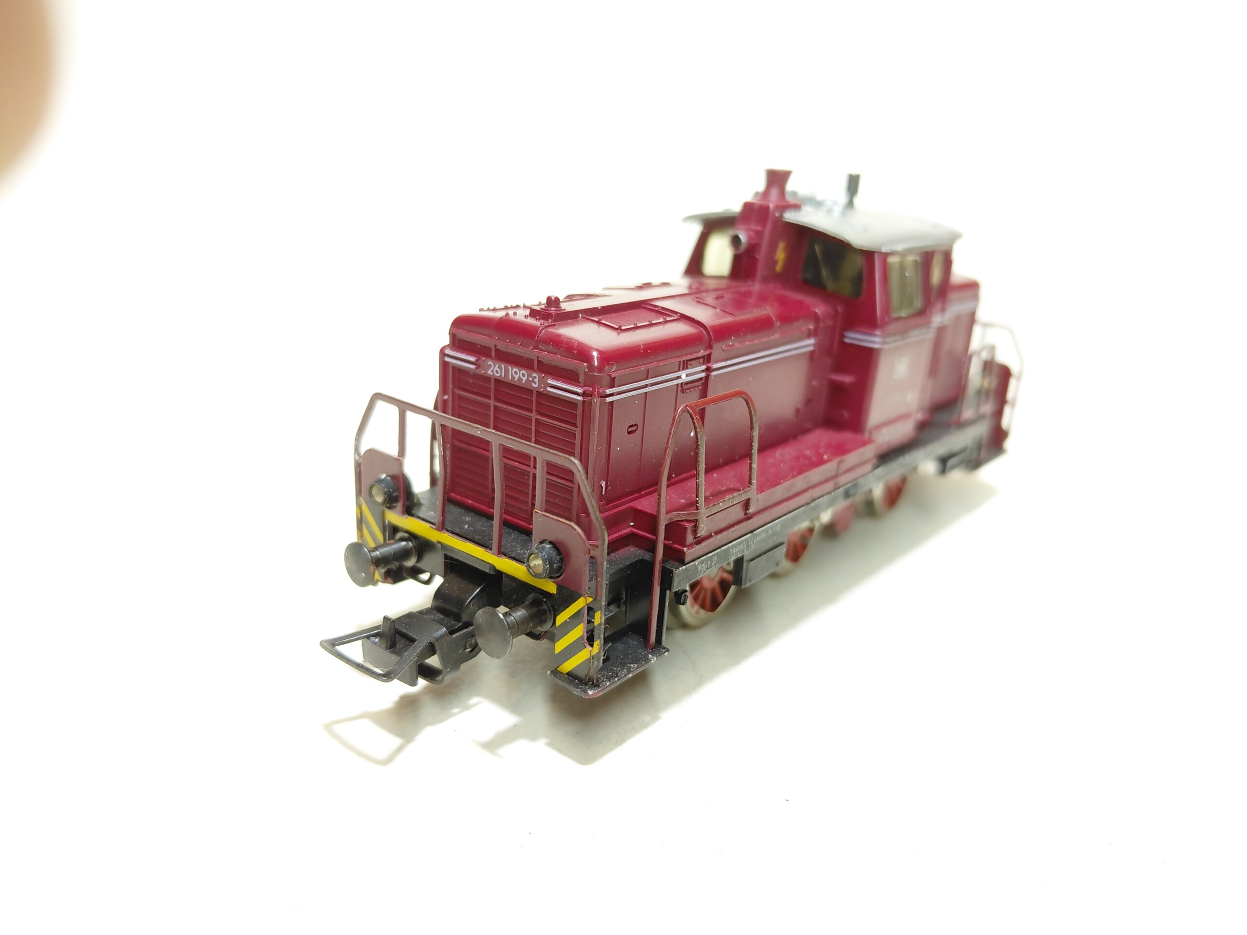 Locomotora diésel BR 261 199-3 DB Fleischmann 4225 - Imagen 5